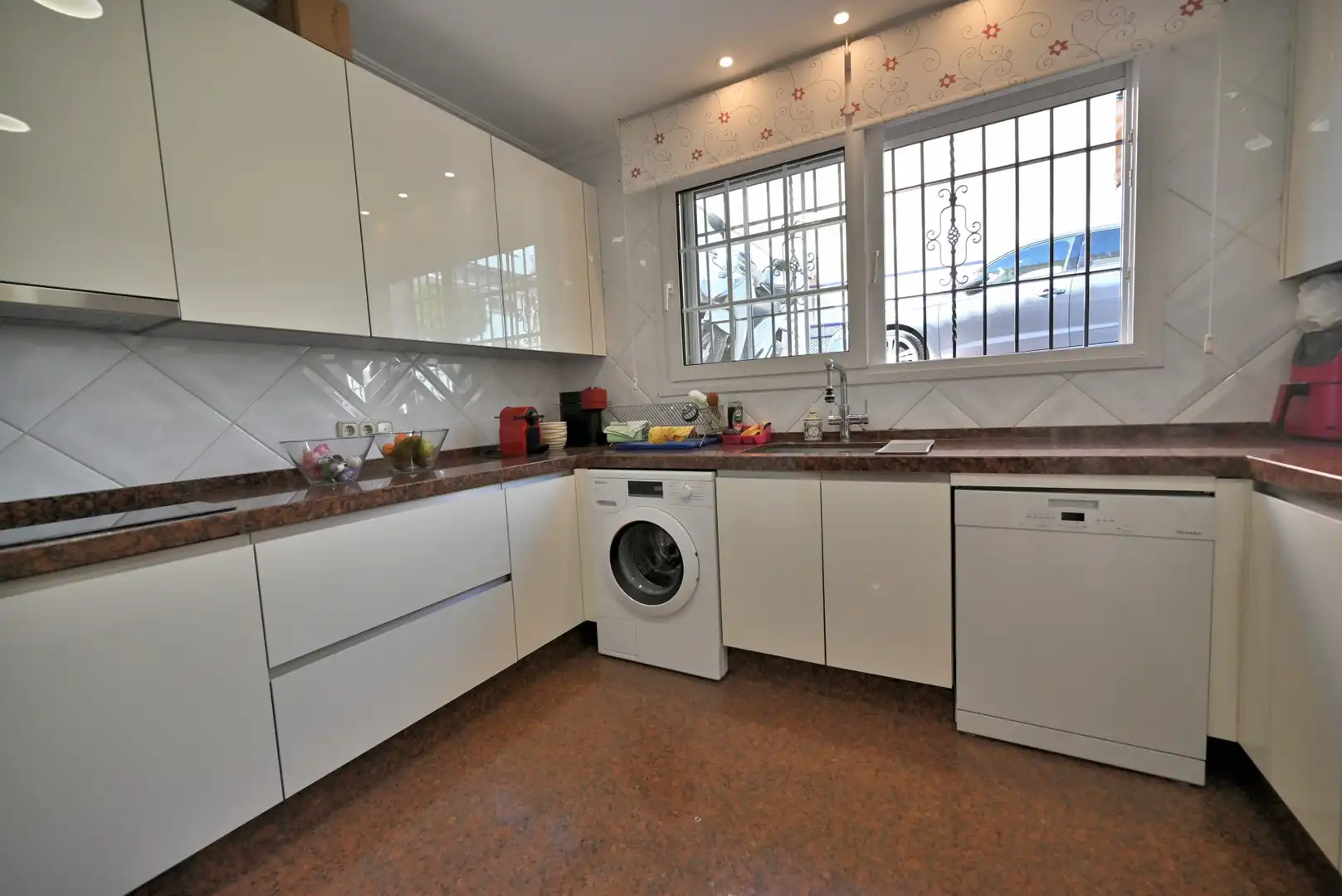 Kitchen of Houses for sale in Fuengirola  with Air Conditioner, Heating and Private garden