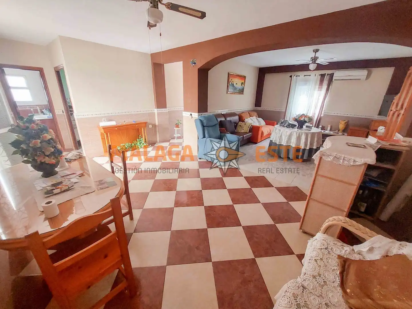 Comedor de Finca rústica en venta en Vélez-Málaga con Aire acondicionado, Terraza y Trastero