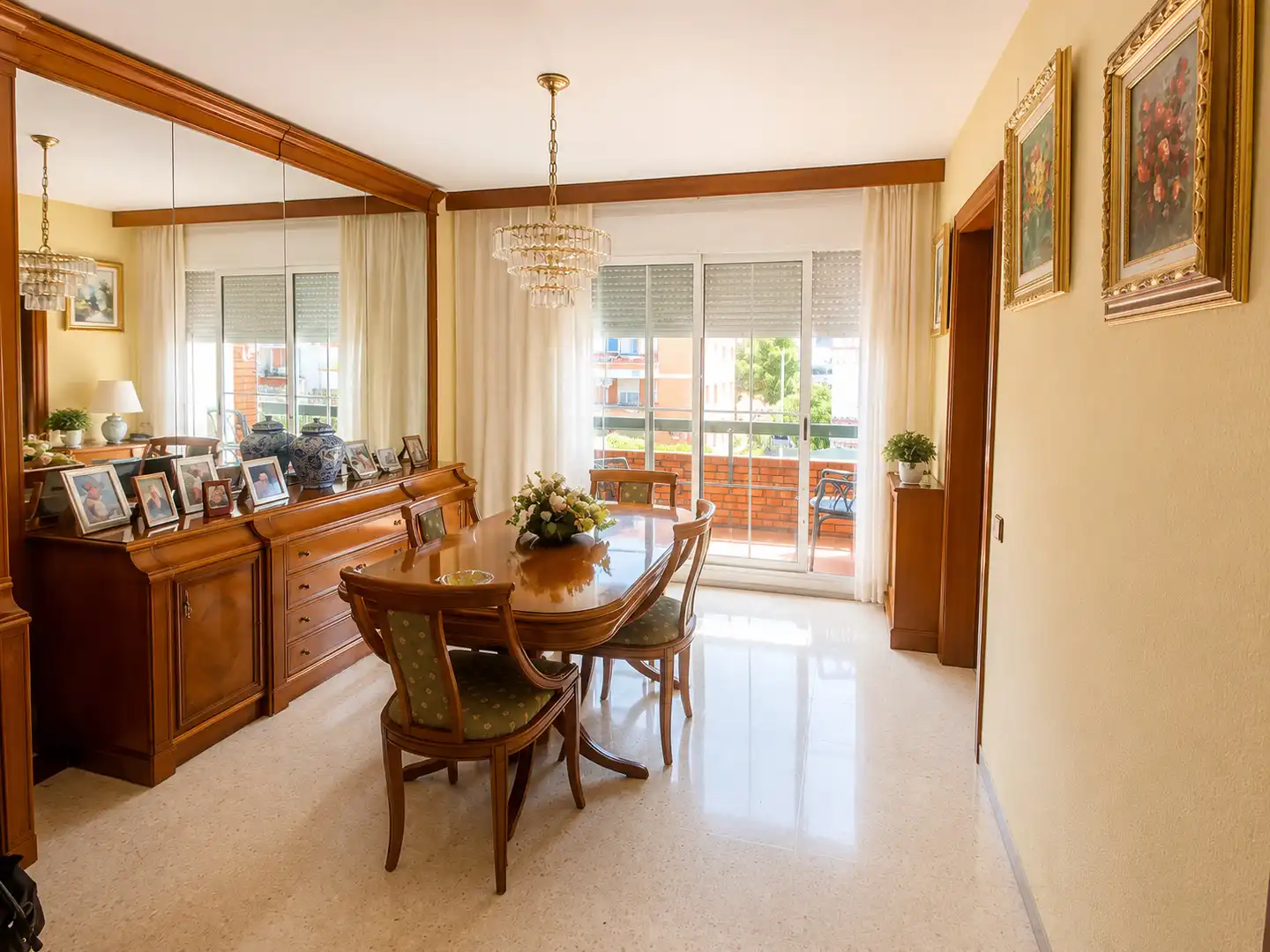 Casa pareada con terraza en venta en Santa Perpètua de Mogoda, imagen 5