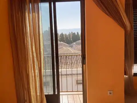 Habitación de Piso en venta en Úbeda con Balcón