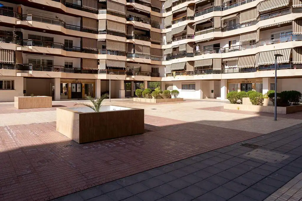 Terraza de Piso en venta en Arona con Piscina comunitaria