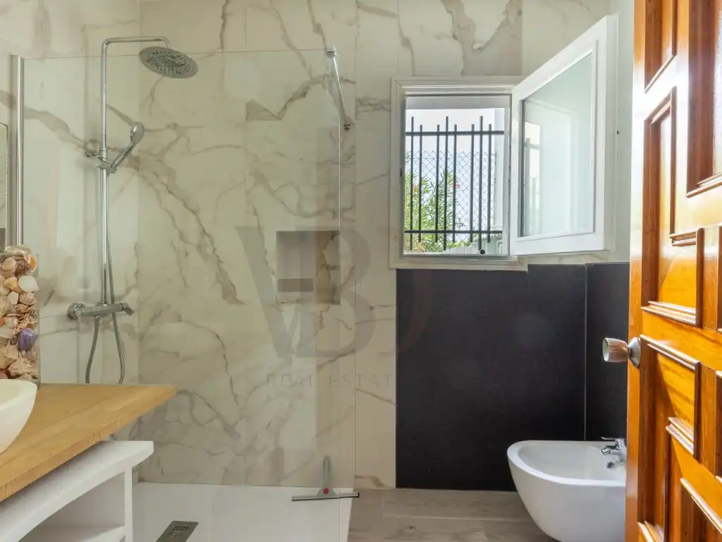 Badezimmer von Wohnungen zur Miete in Sant Antoni de Portmany