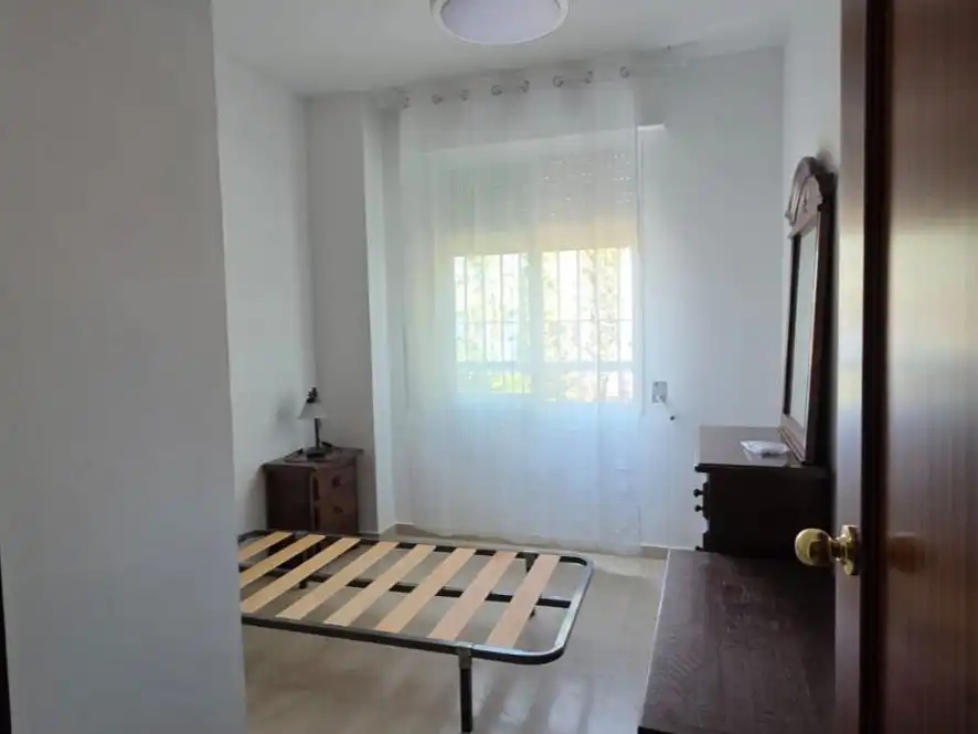 Schlafzimmer von Wohnung zur Miete in Sevilla mit Klimaanlage, Möbliert und Waschmaschine