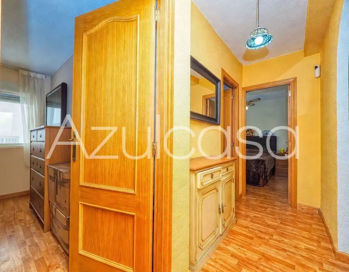 Flat for sale in El Campello  with Air Conditioner, Terrace and Furnished