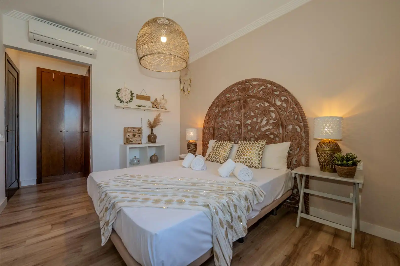 Habitación de Casa adosada en venta en Ayamonte con Aire acondicionado, Calefacción y Jardín privado