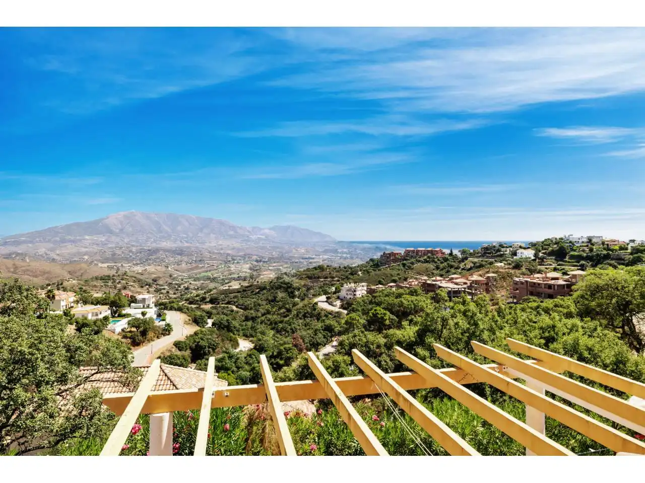 Vista exterior de Casa o chalet en venta en Ojén con Aire acondicionado, Calefacción y Jardín privado