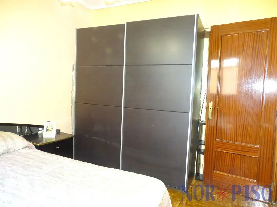 Piso con terraza en venta en Ibaiondo, imagen 18