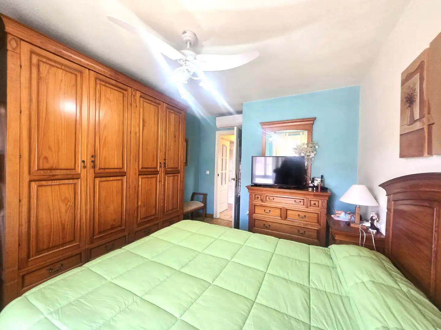 Bedroom of Flat for sale in Rincón de la Victoria  with Air Conditioner, Terrace and Storage room