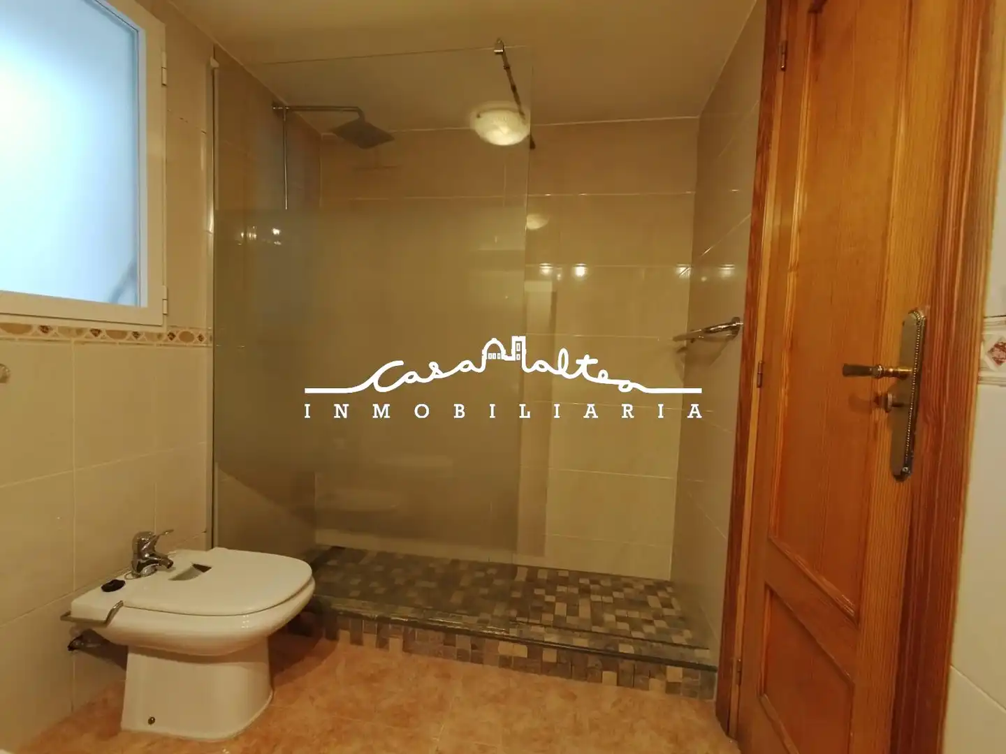 Baño de Piso en venta en Altea con Aire acondicionado, Terraza y Balcón
