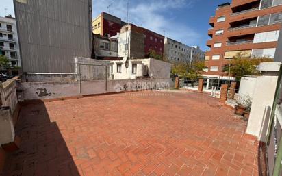 Exterior view of Single-family semi-detached for sale in Vilanova i la Geltrú
