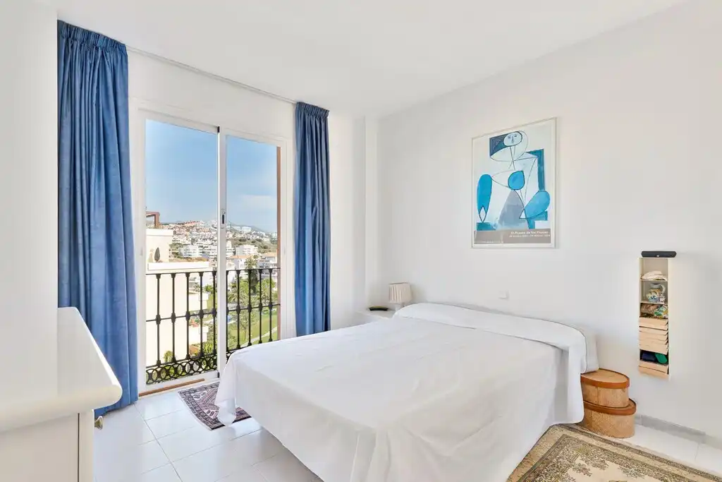 Apartamento con piscina en venta en Riviera del Sol, imagen 14