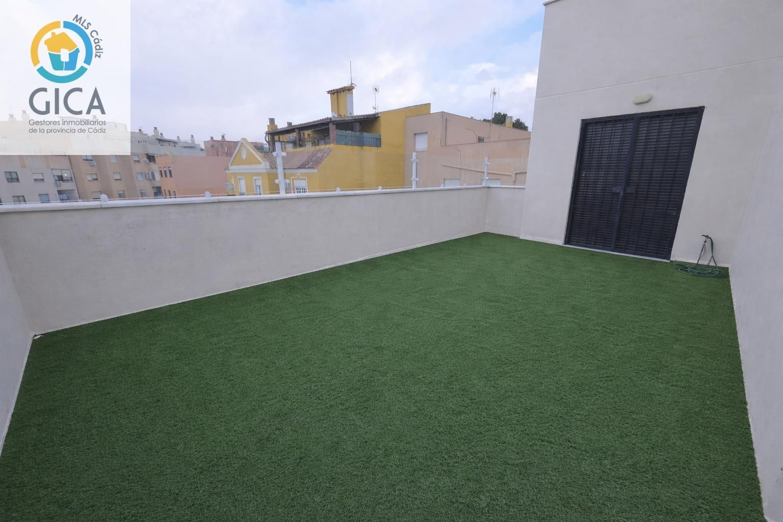 Terrassa de Àtic en venda en Algeciras amb Aire condicionat, Terrassa i Traster