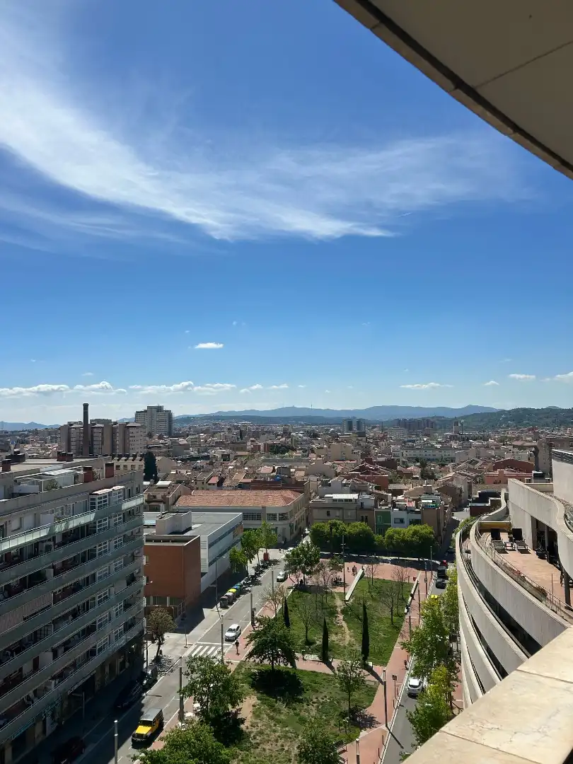 Vista exterior de Oficina en venda en Terrassa amb Terrassa