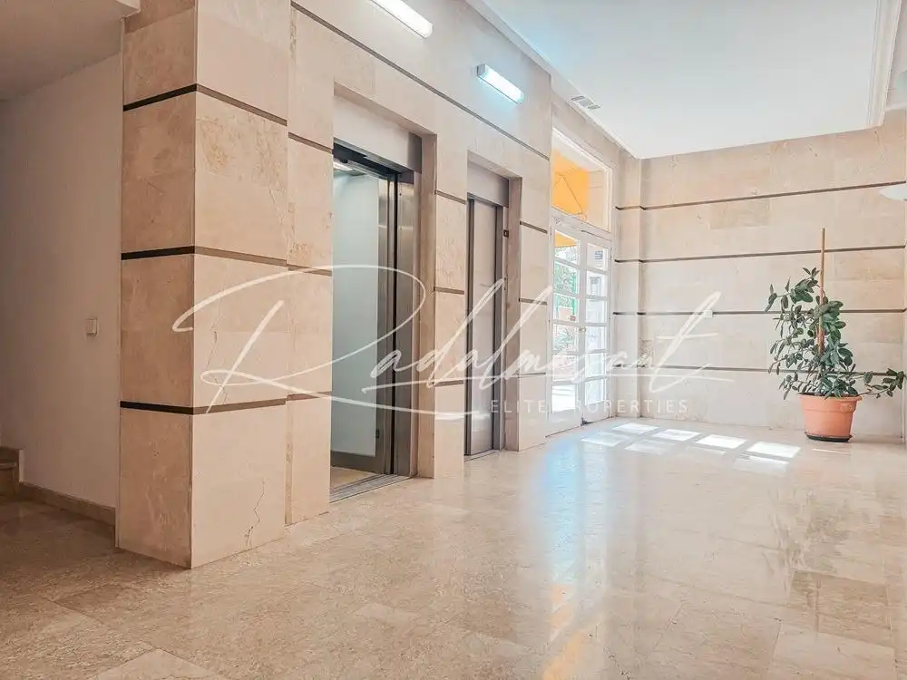 Piso en venta en Salou con Calefacción, Terraza y Amueblado