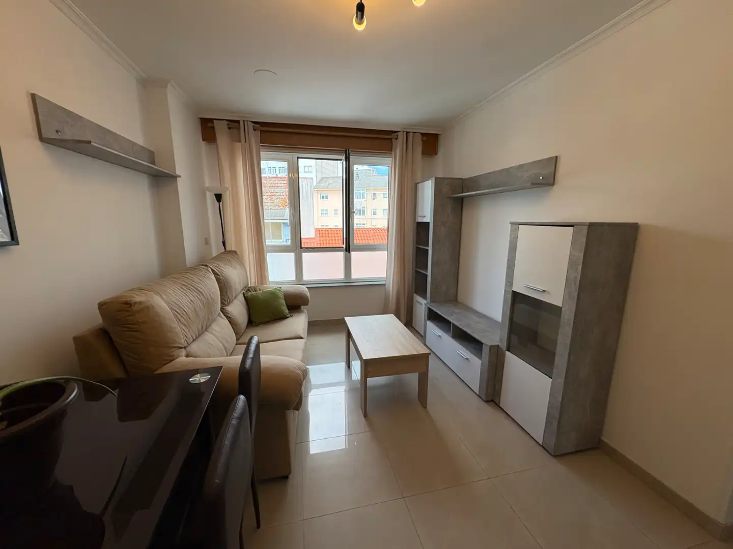 Wohnzimmer von Wohnung zur Miete in Ferrol mit Heizung, Abstellraum und Möbliert