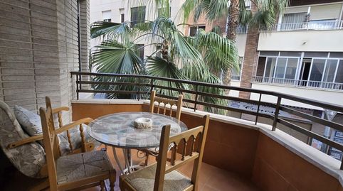 Foto 4 de Apartament en venda a Centro - Muelle Pesquero, Torrevieja