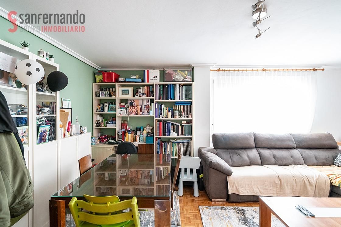 Living room of Duplex for sale in Santander  with Heating, Parquet flooring and Storage room