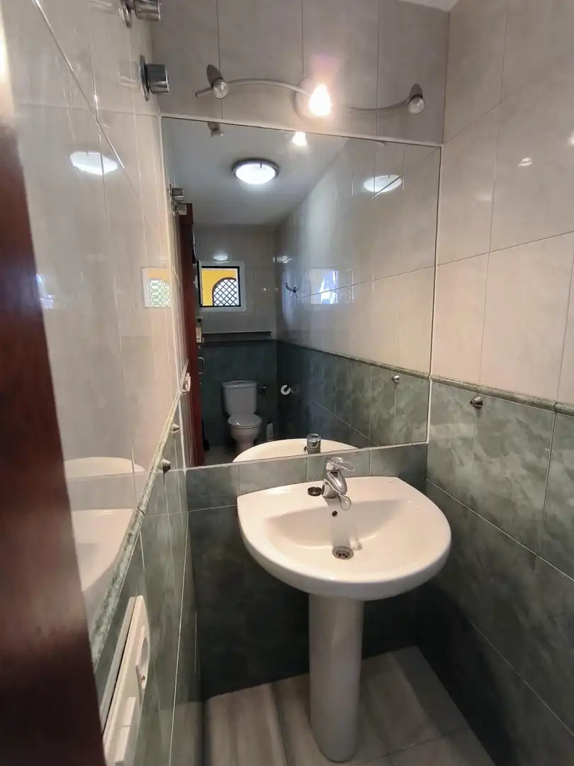 Bany de Casa adosada en venda en Las Palmas de Gran Canaria amb Jardí privat, Parquet i Terrassa