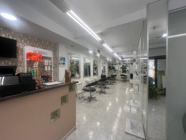 Local comercial en Venta en Calle de Lorenzo Ferreira en Santa Rosa - Valdeolleros