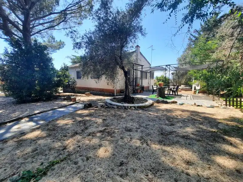 Garten von Haus oder Chalet zum Verkauf in Escalona mit Heizung, Privatgarten und Abstellraum
