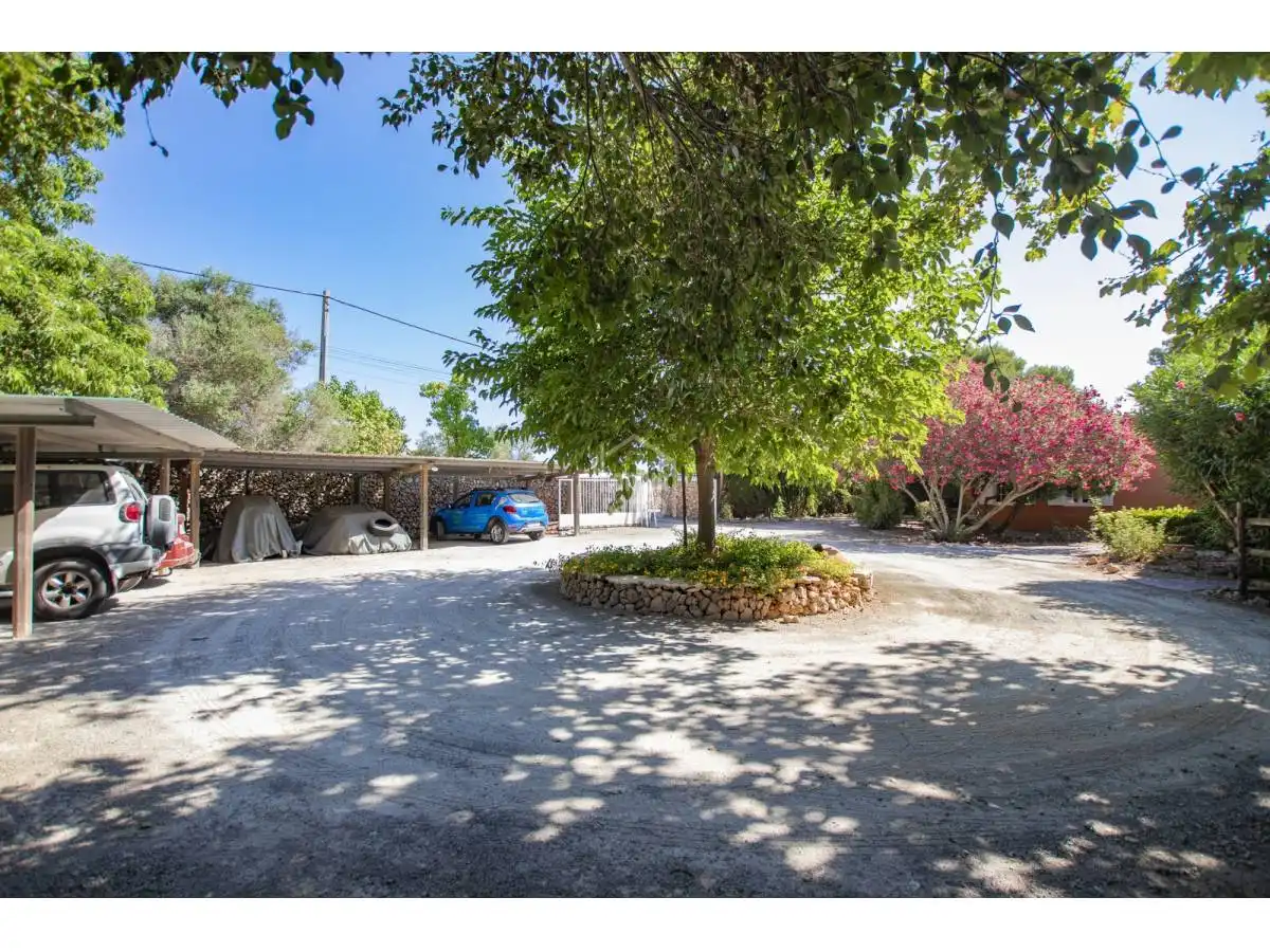 Casa rústica amb piscina en venda a Llucmaçanes, imagen 68