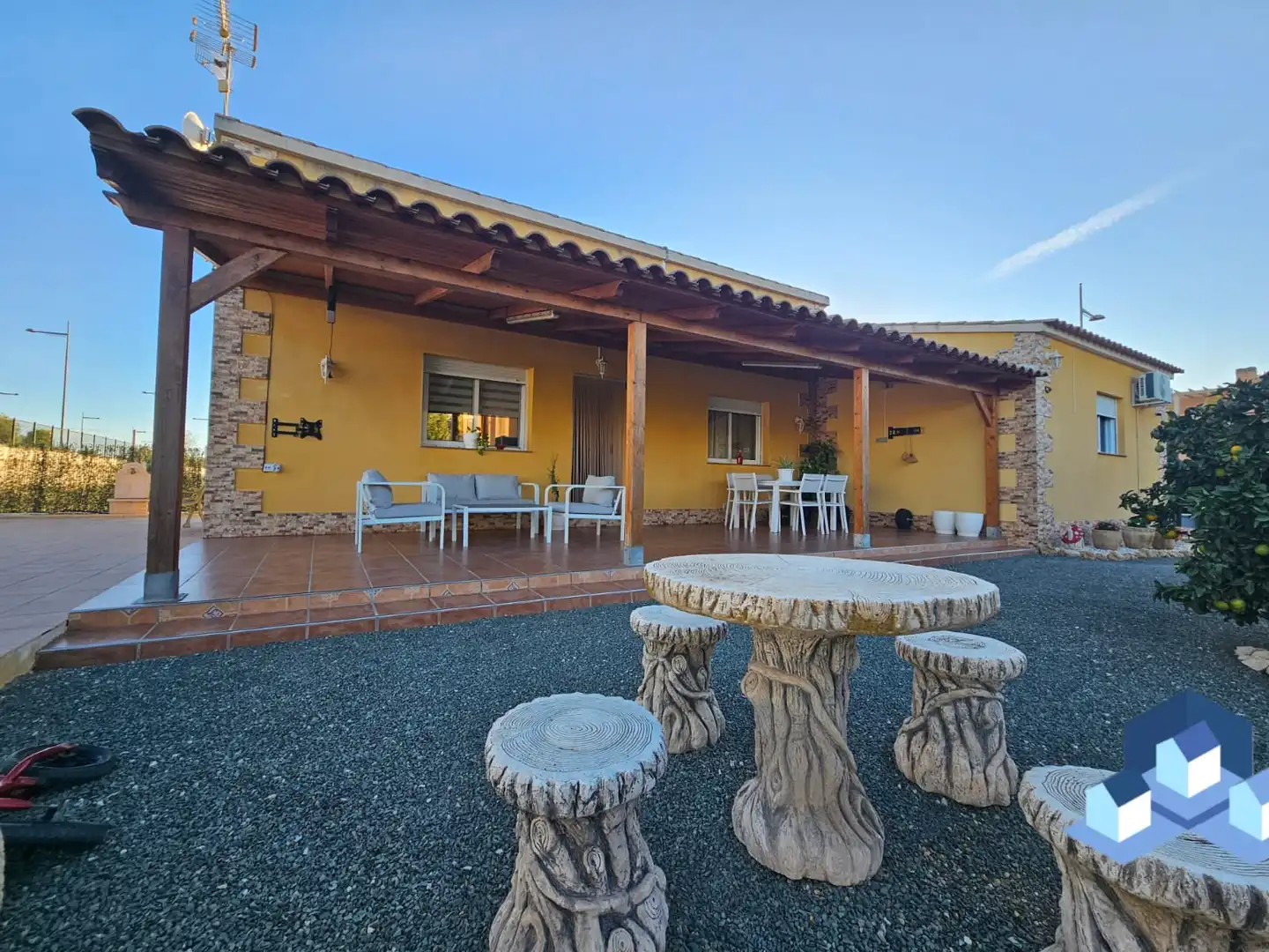Villa con piscina in vendita a Pedanías Sur