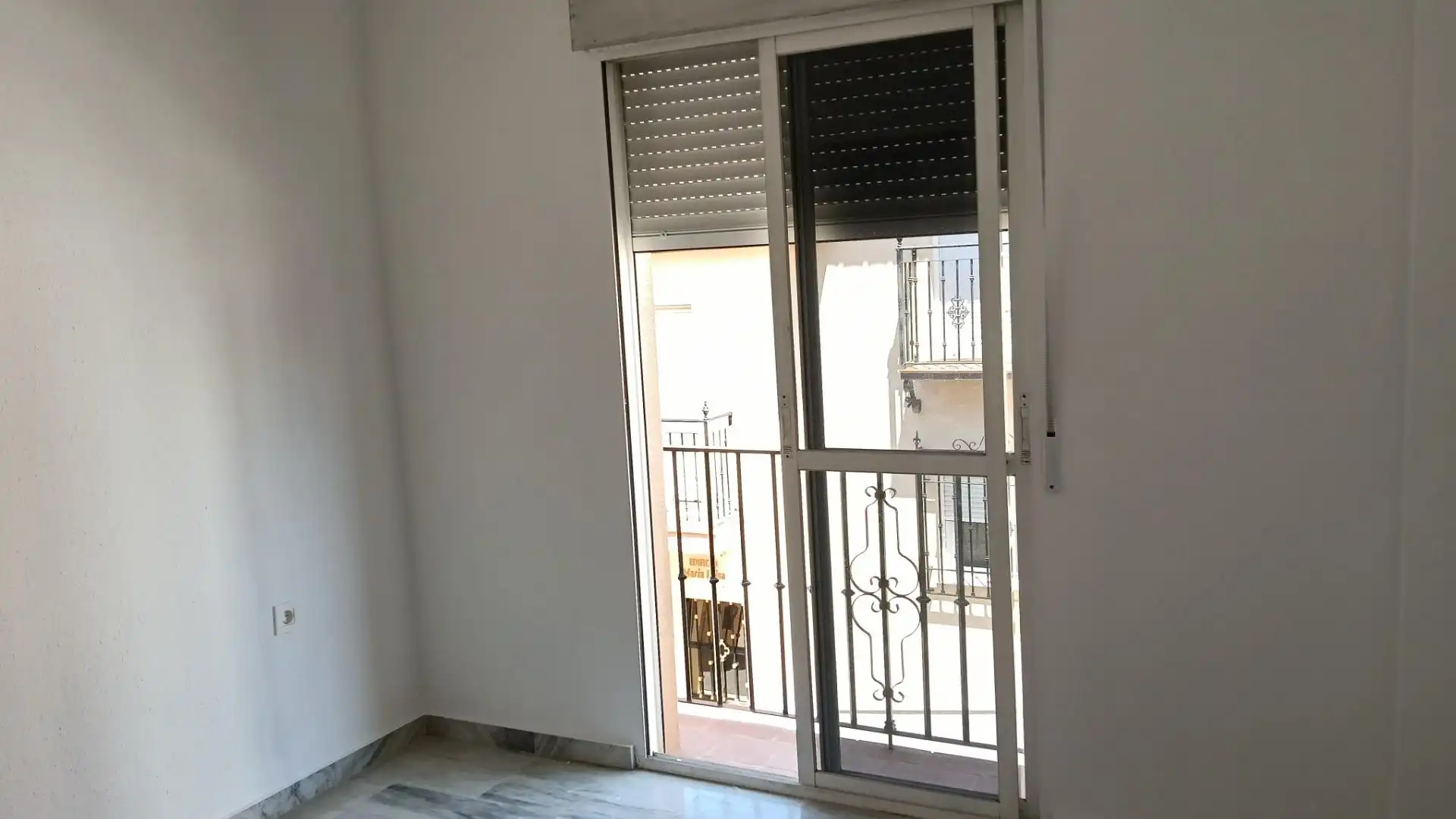 Habitación de Casa adosada de alquiler en Huétor Vega con Aire acondicionado, Calefacción y Terraza