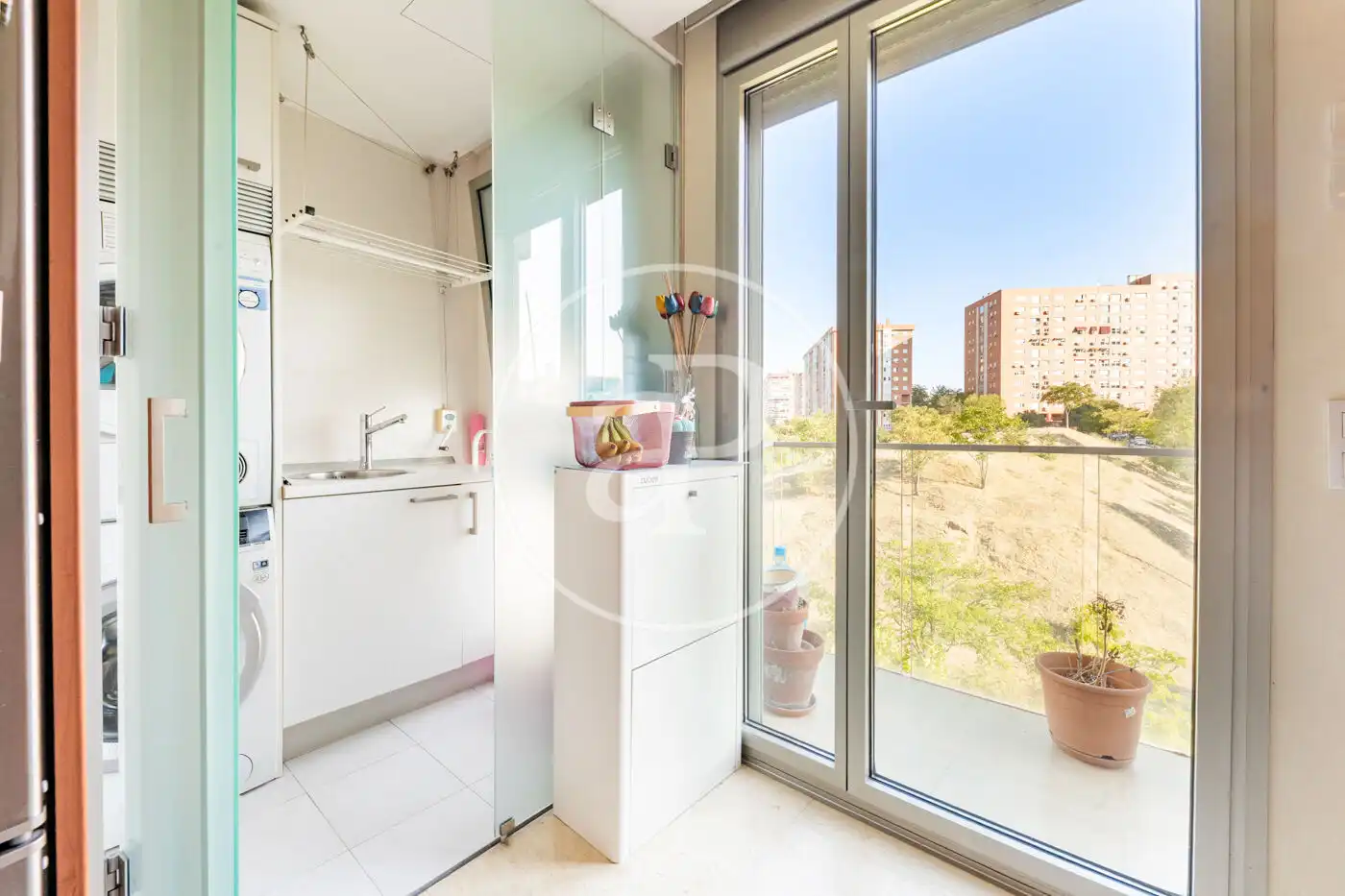 Piso con terraza en venta en C. de Buitrago del Lozoya, imagen 31