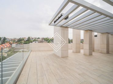 Àtic amb piscina de lloguer a Fuencarral - El Pardo
