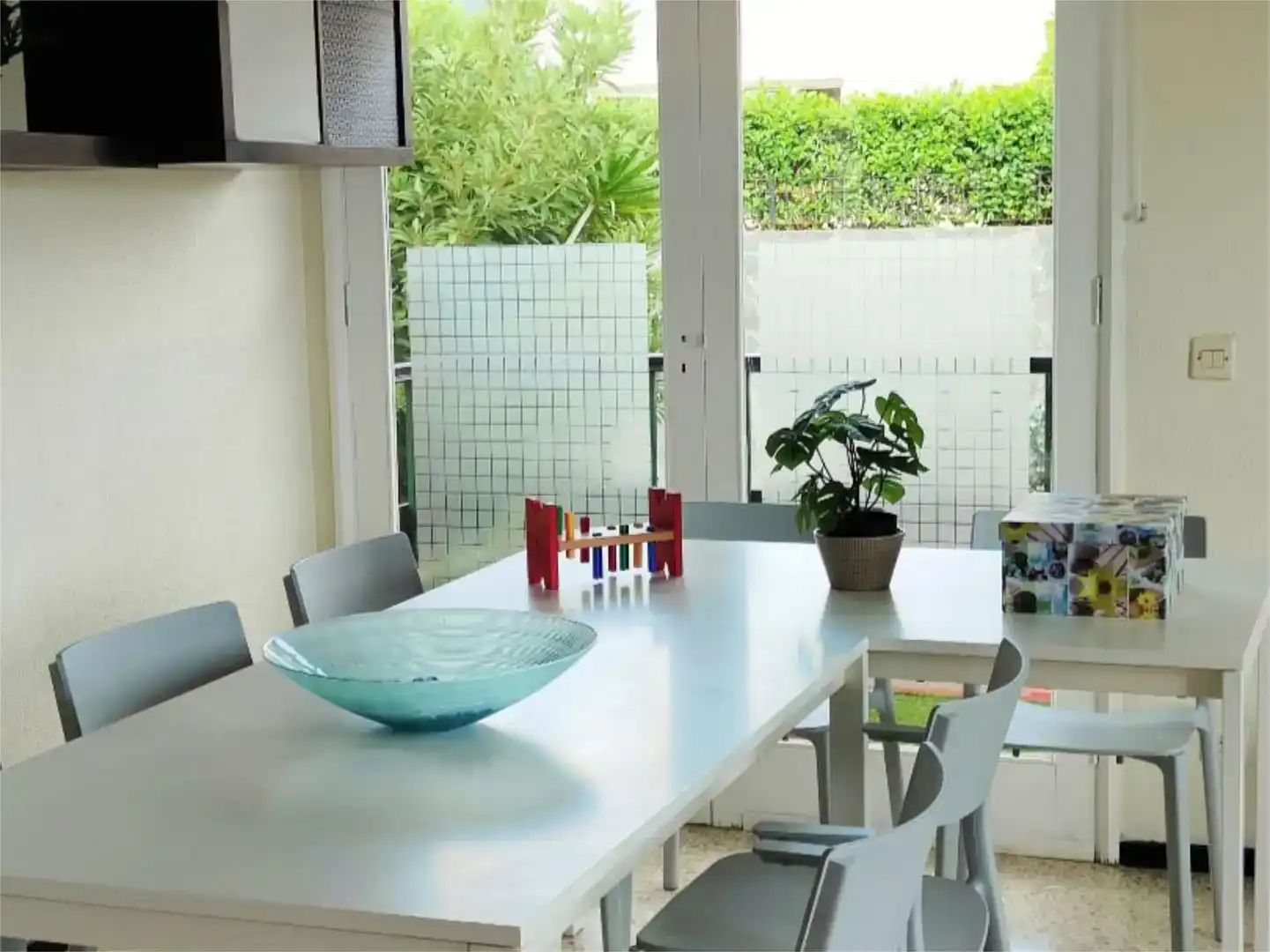 Menjador de Apartament de lloguer en Las Palmas de Gran Canaria amb Moblat i Balcó