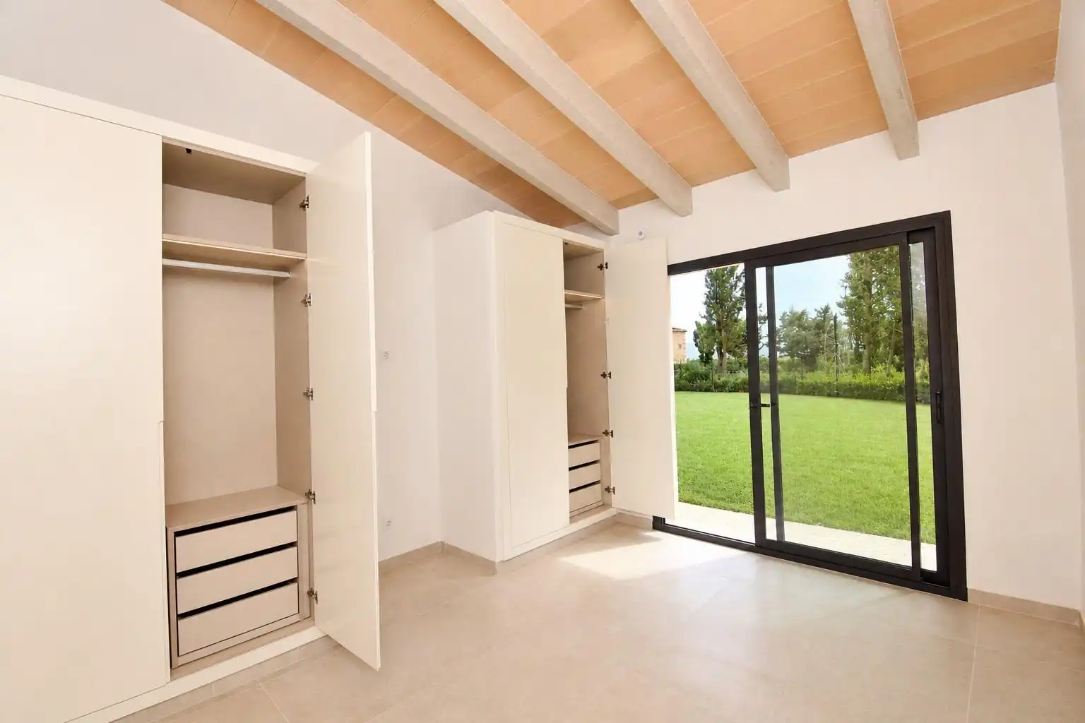 Finca rústica en venta en Muro con Aire acondicionado, Calefacción y Jardín privado