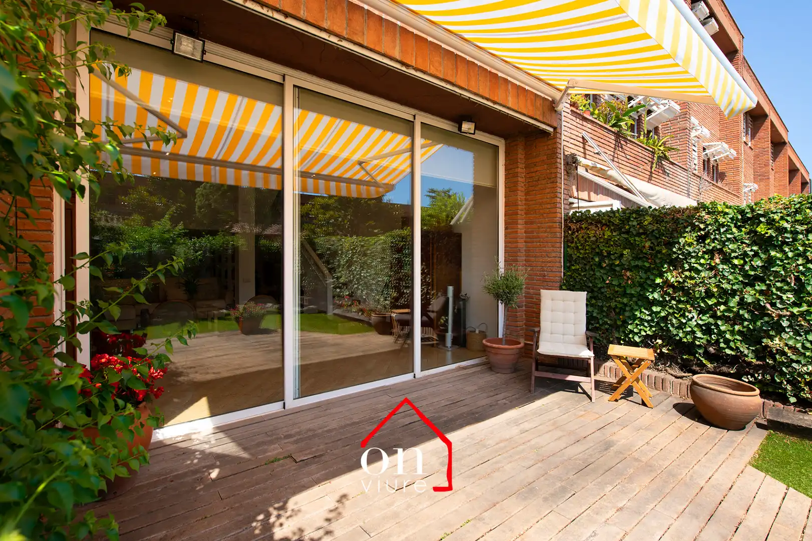 Terrassa de Casa o xalet en venda en Sant Cugat del Vallès amb Calefacció, Jardí privat i Terrassa