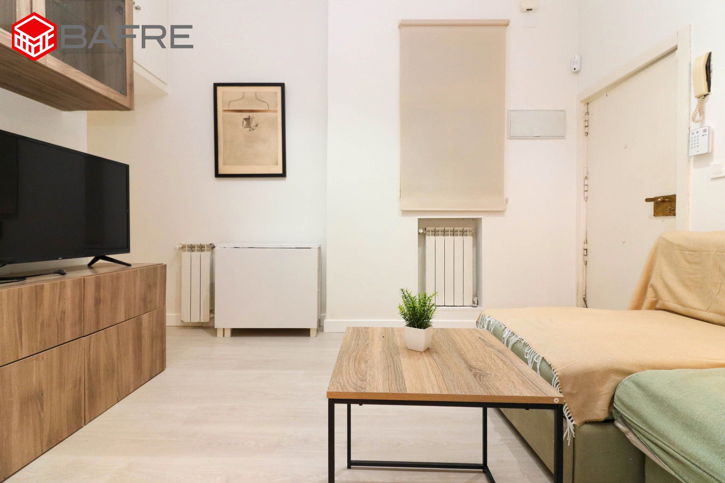 Bedroom of Flat for sale in  Madrid Capital  with Heating