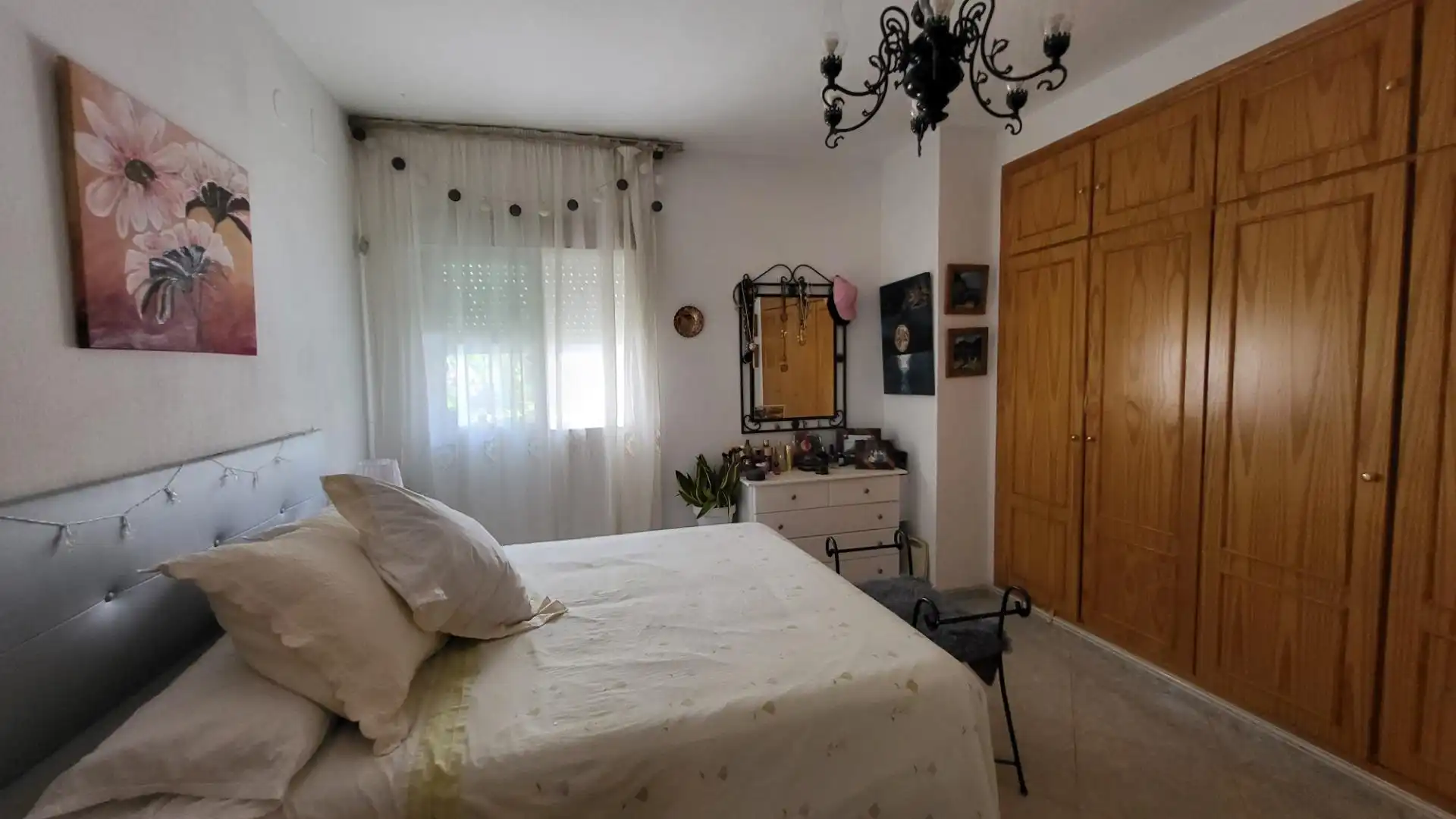 Habitación de Apartamento en venta en Marbella con Aire acondicionado, Calefacción y Trastero