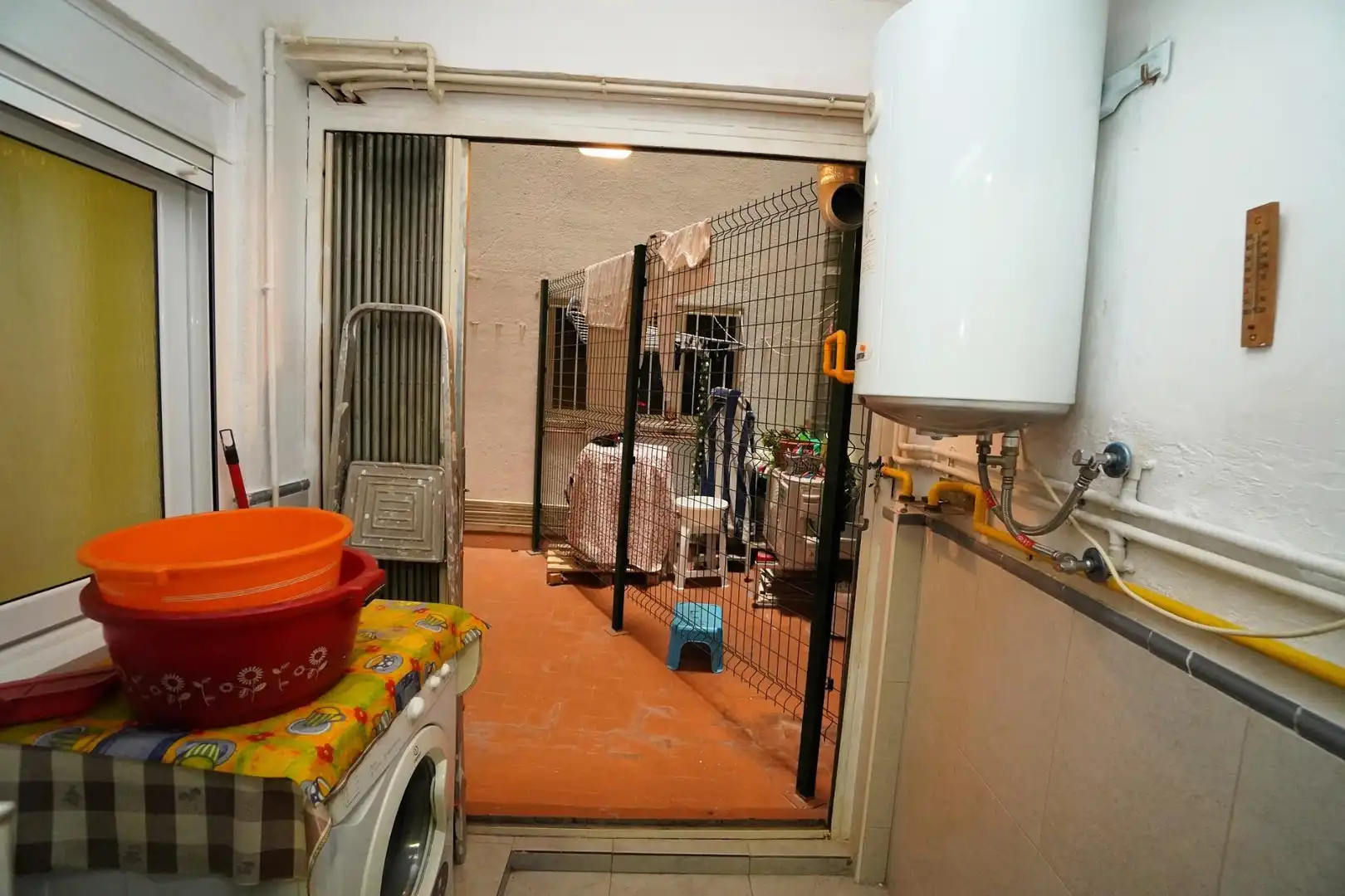 Piso en venta en Terrassa con Amueblado y Alarma