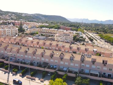 Adossat en venda a POU DE LA MUNTANYA