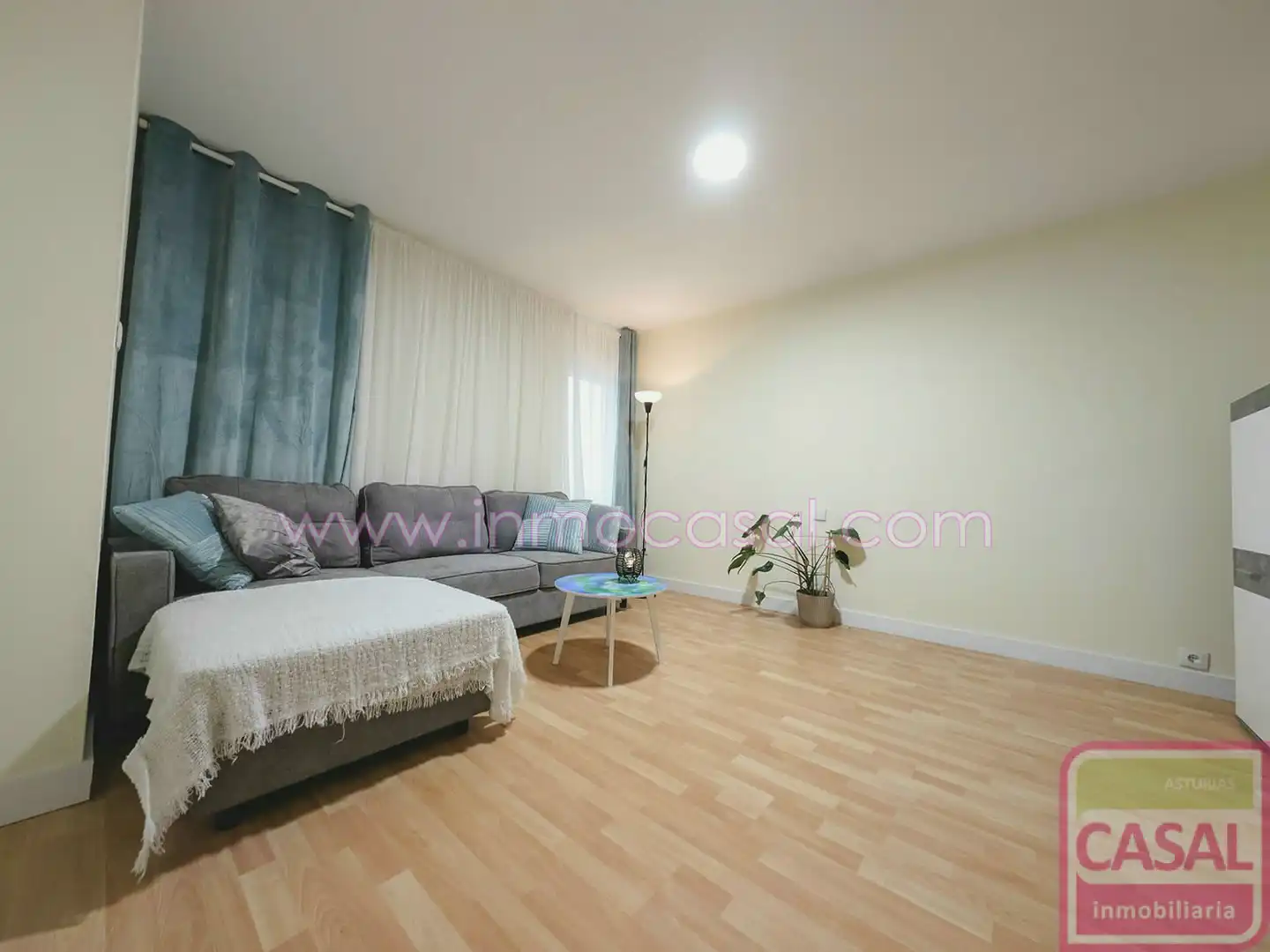 Wohnzimmer von Wohnung zum Verkauf in Oviedo  mit Abstellraum und Möbliert