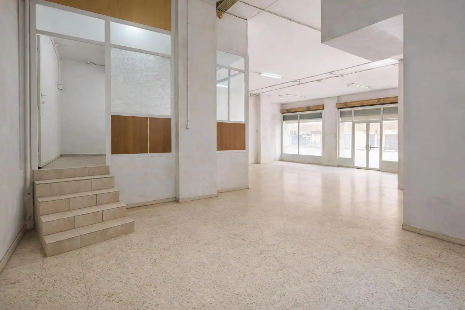 Local comercial de lloguer a Calle de San Salvador, imagen 11