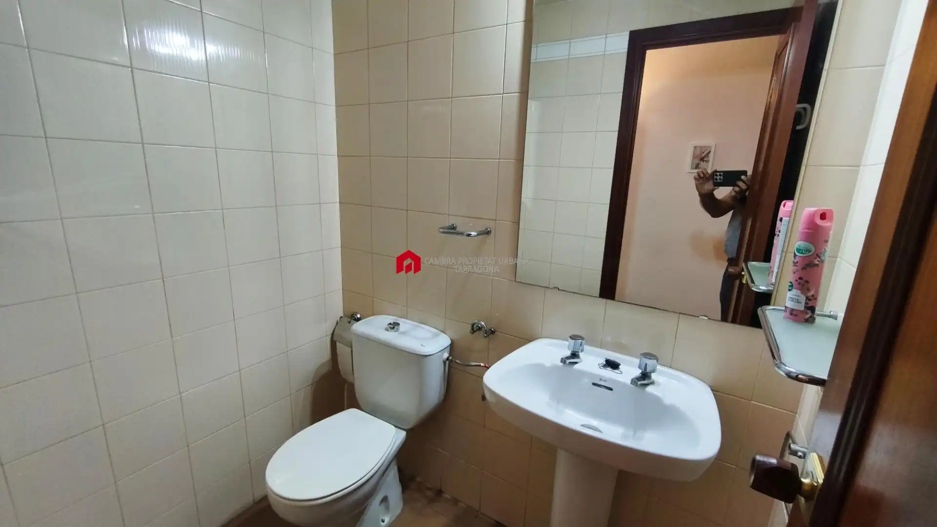 Wohnung zum Verkauf in Tortosa mit Privatgarten, Terrasse und Möbliert