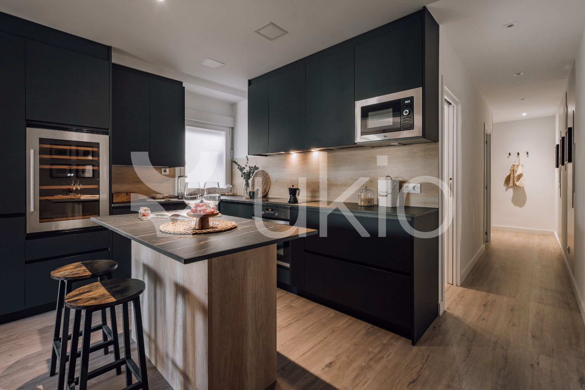 Cuina de Apartament de lloguer en  Madrid Capital amb Aire condicionat, Calefacció i Moblat