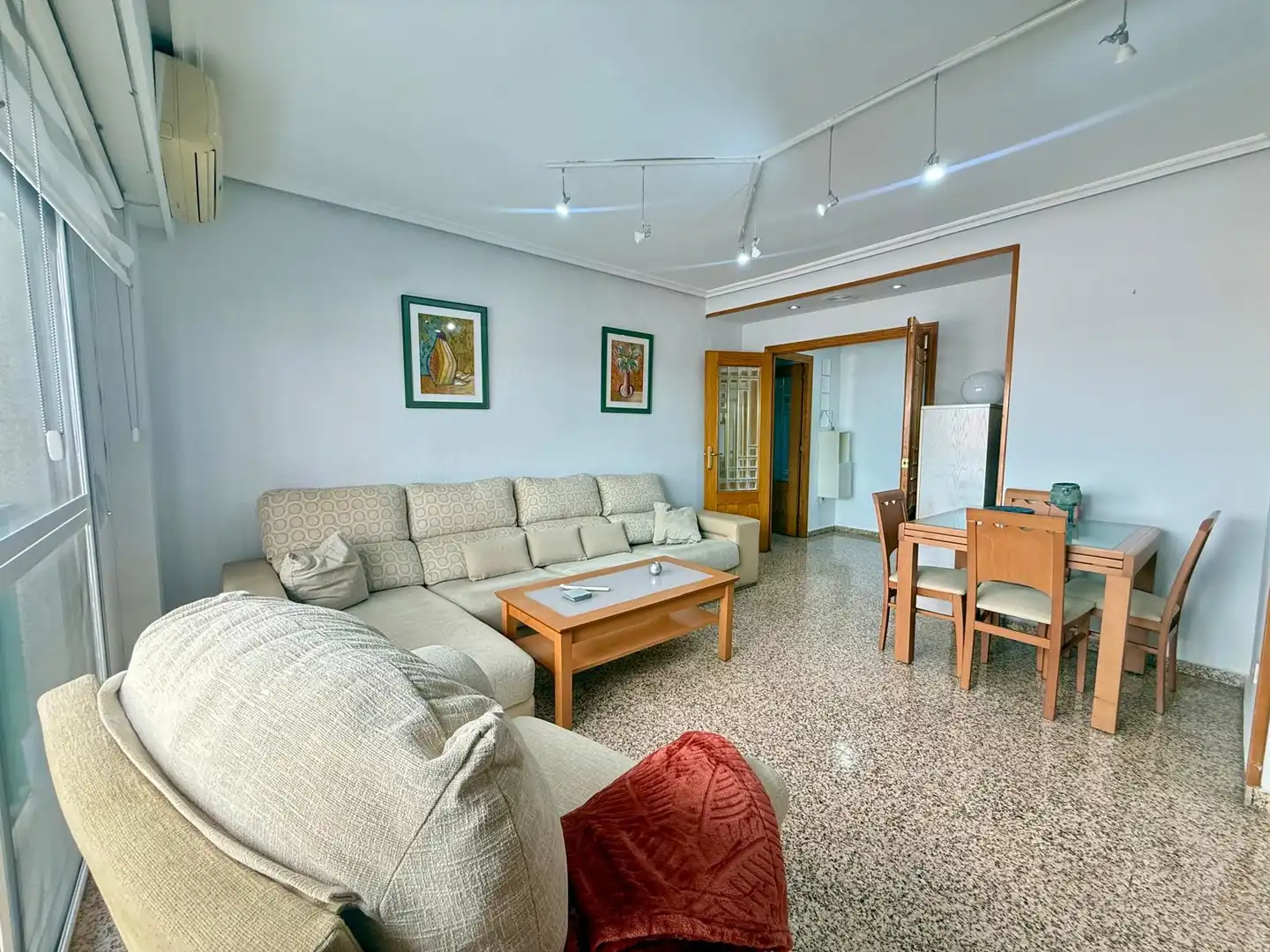 Sala d'estar de Pis en venda en Elche / Elx amb Moblat i Balcó