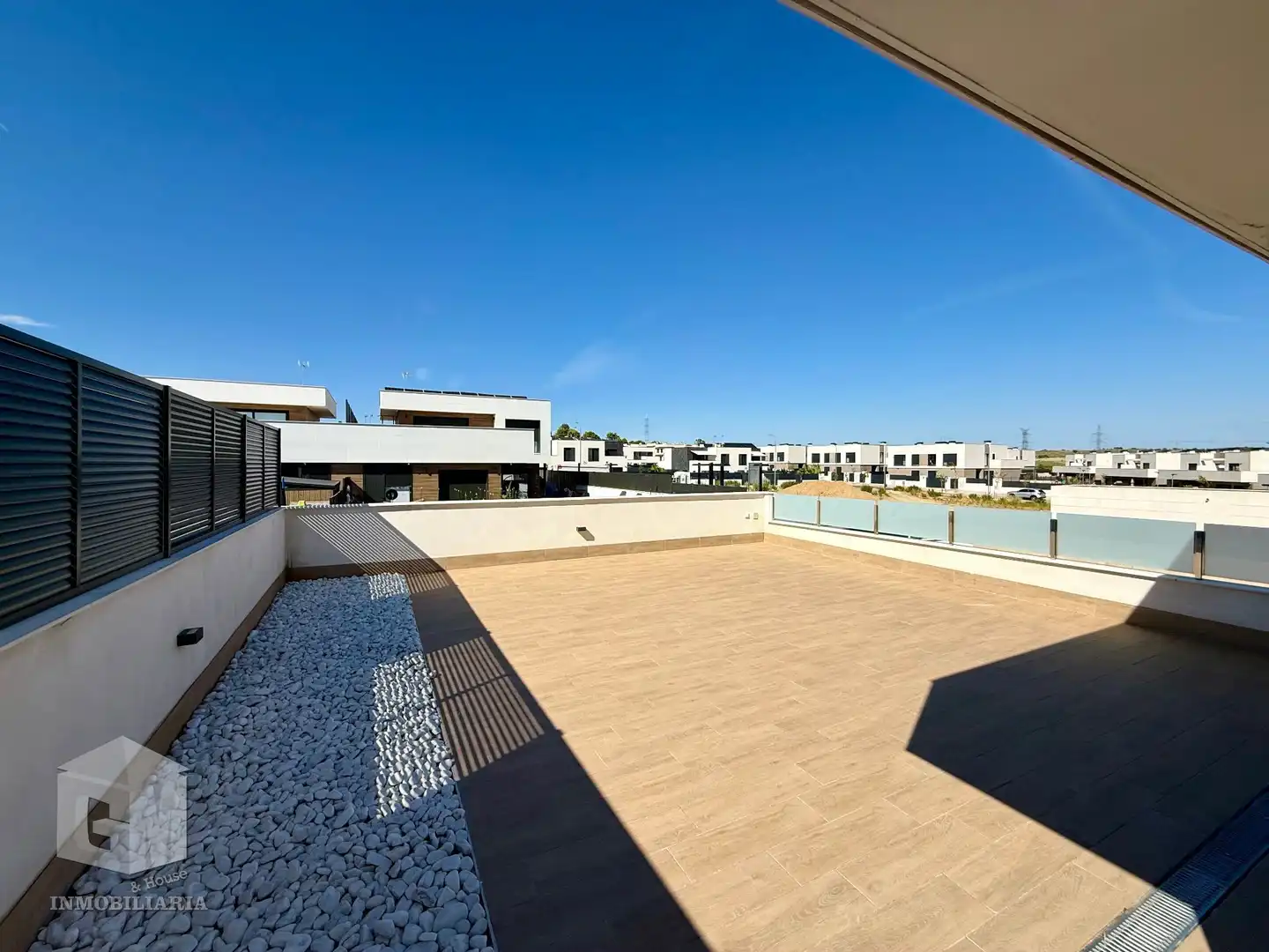 Terrassa de Casa adosada en venda en Villaviciosa de Odón amb Calefacció, Jardí privat i Terrassa