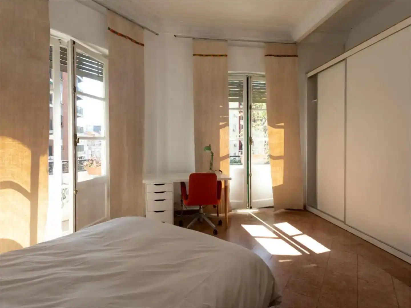 Habitación de Ático para compartir en Valencia con Amueblado y Balcón