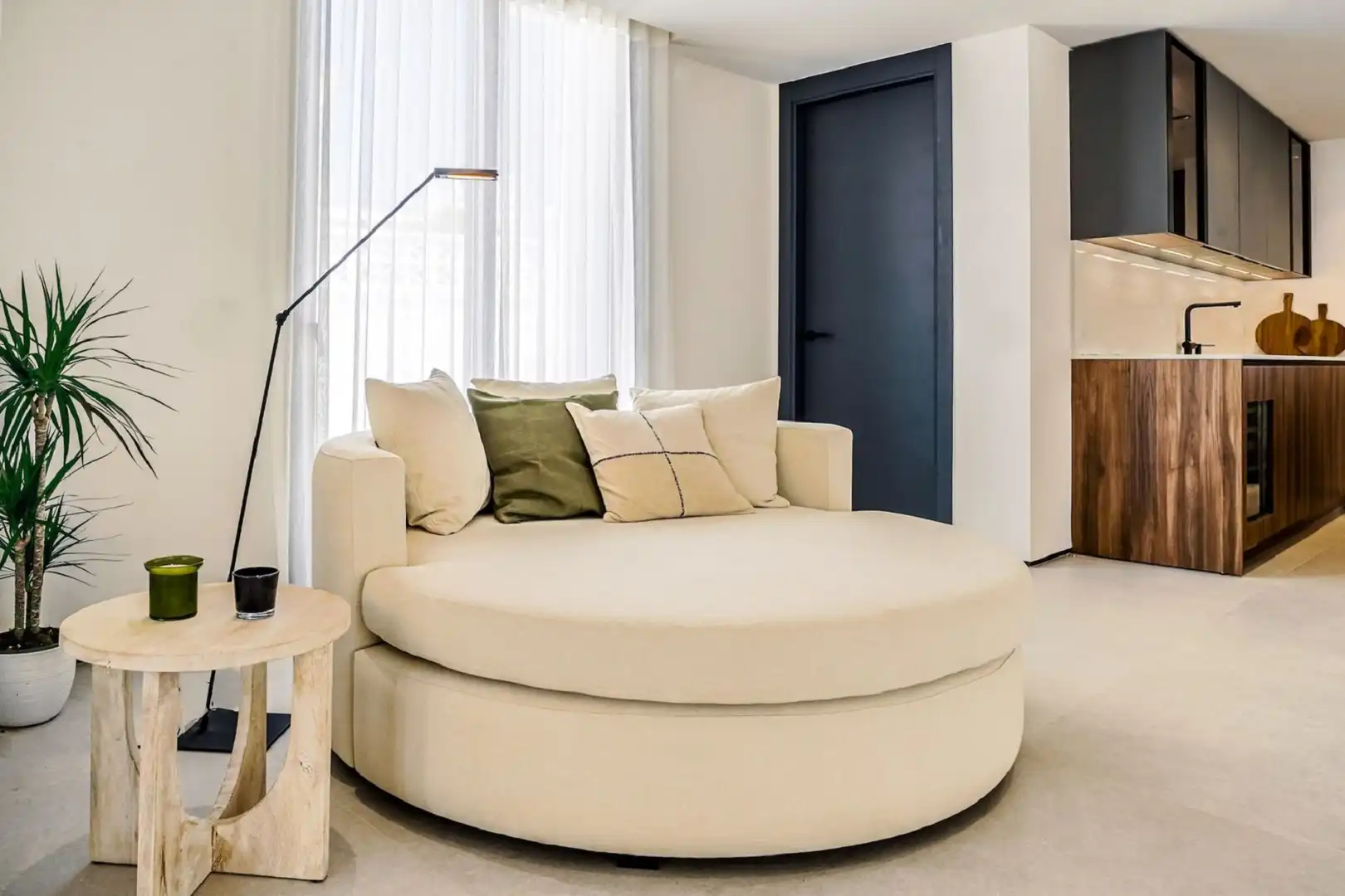 Sala de estar de Casa o chalet en venta en Marbella con Aire acondicionado, Jardín privado y Terraza