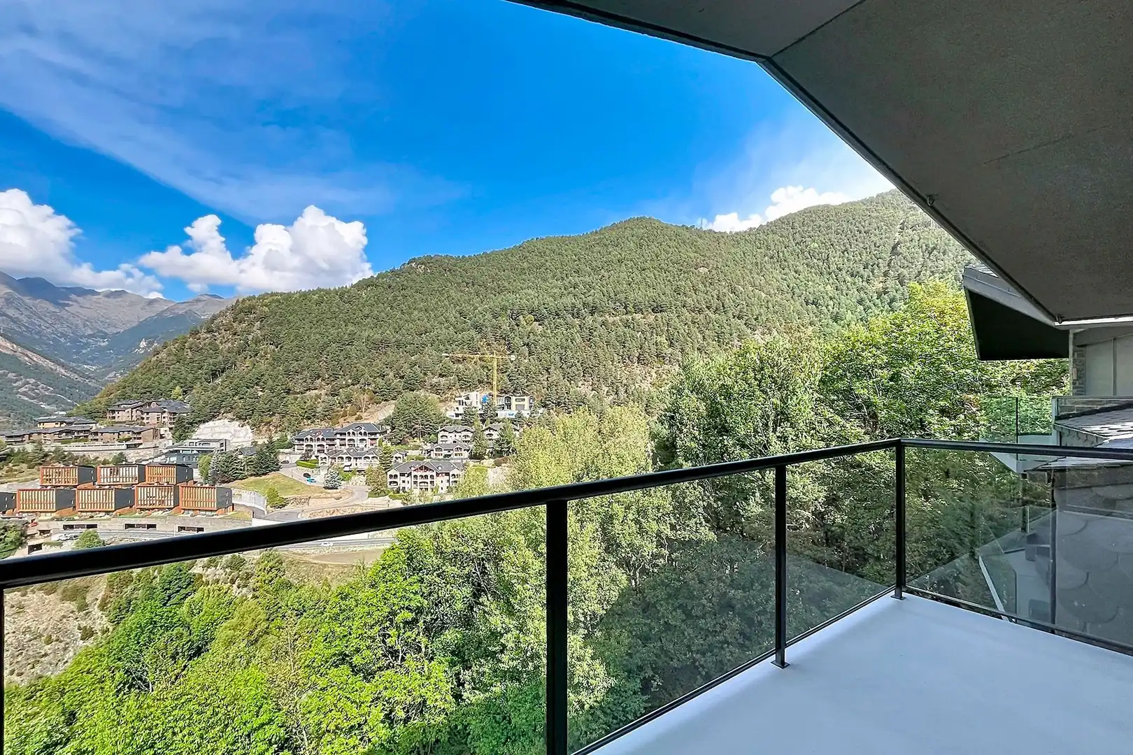 4-bedroom chalet for rent in L'Aldosa, La Massana · 38 of 58