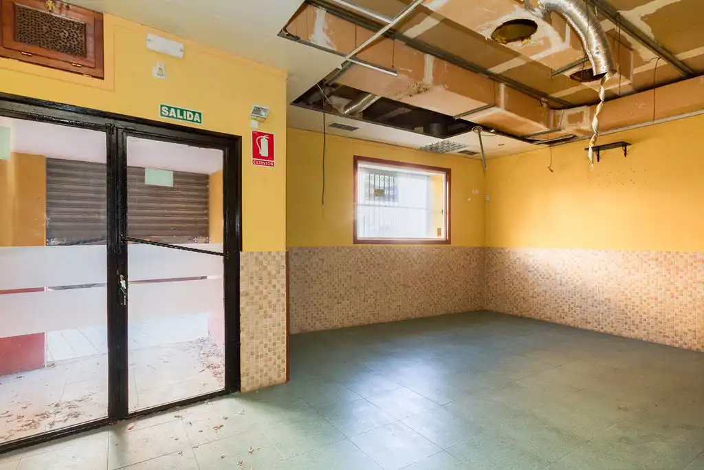 Local en venta en Azuqueca de Henares