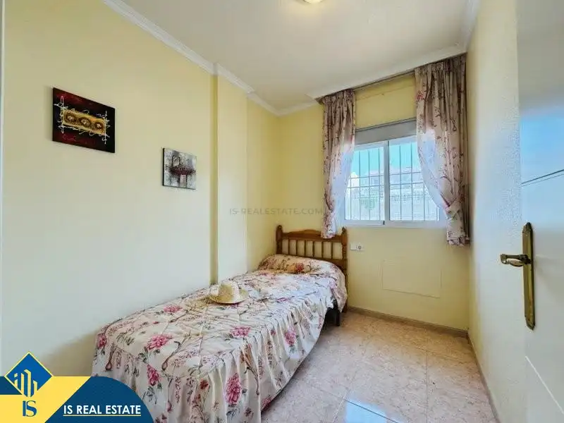 Bungalow amb piscina en venda a Nueva Torrevieja - Aguas Nuevas, imagen 14