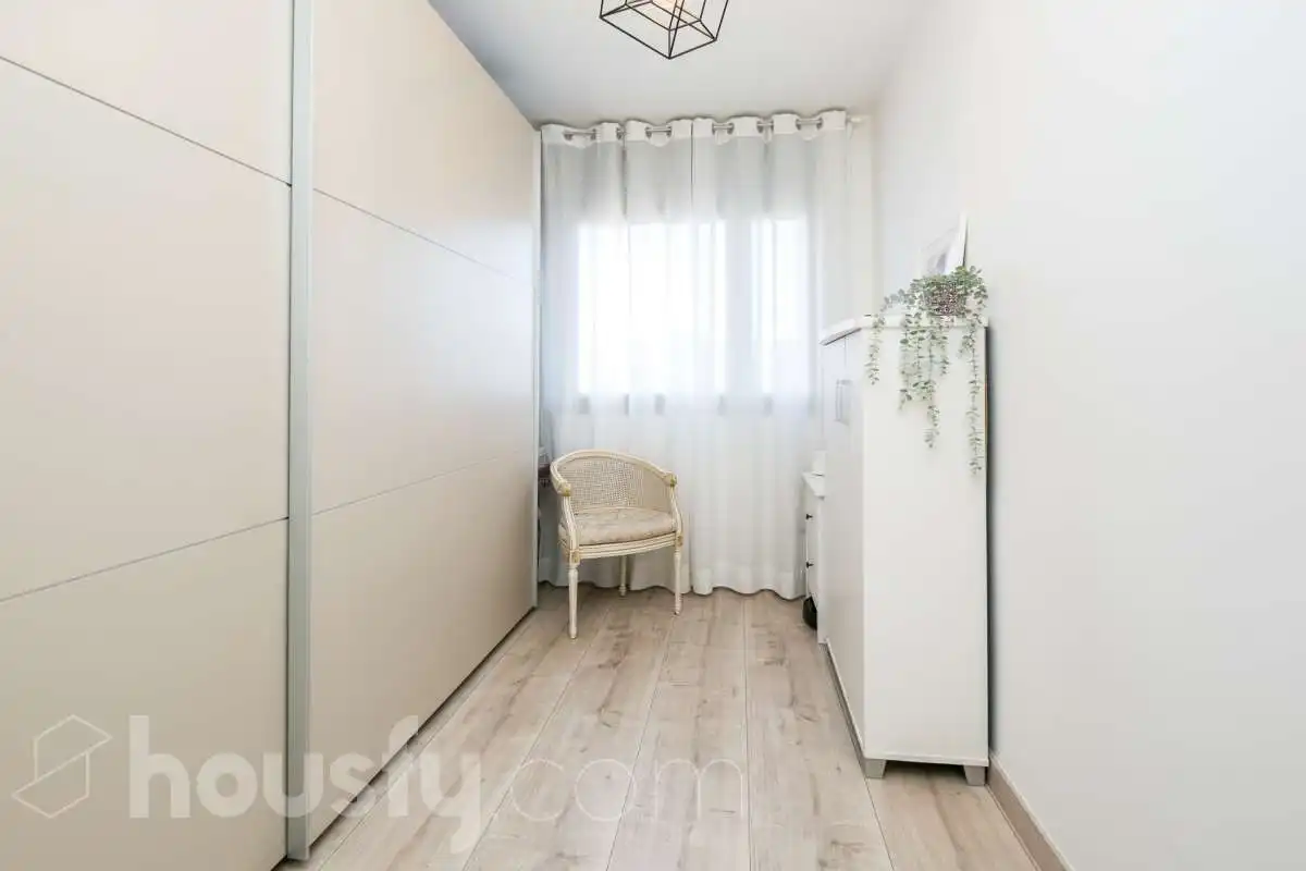 Bedroom of Attic for sale in Sant Joan Despí  with Air Conditioner, Heating and Parquet flooring