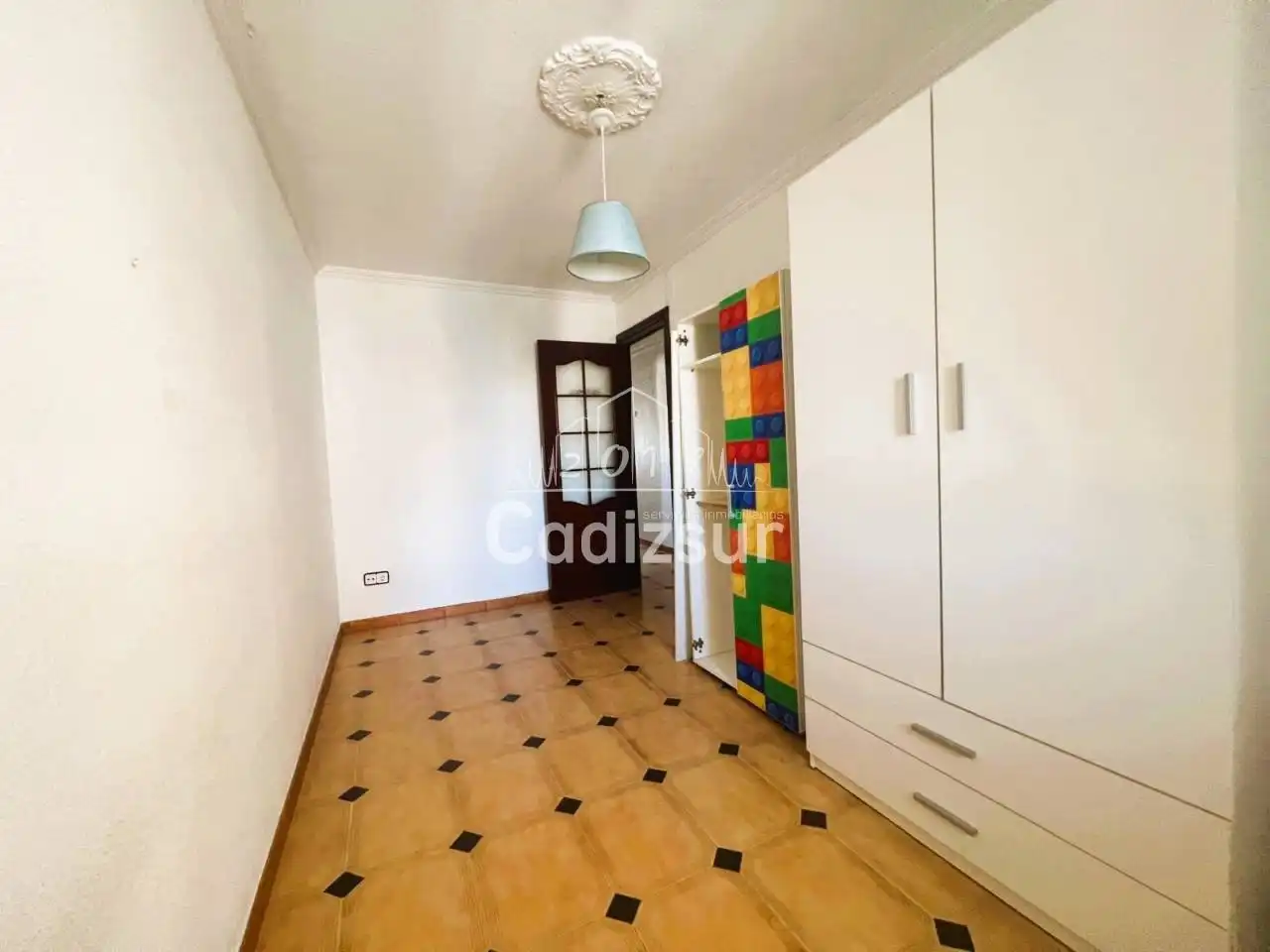 Habitación de Piso en venta en Cádiz con Terraza