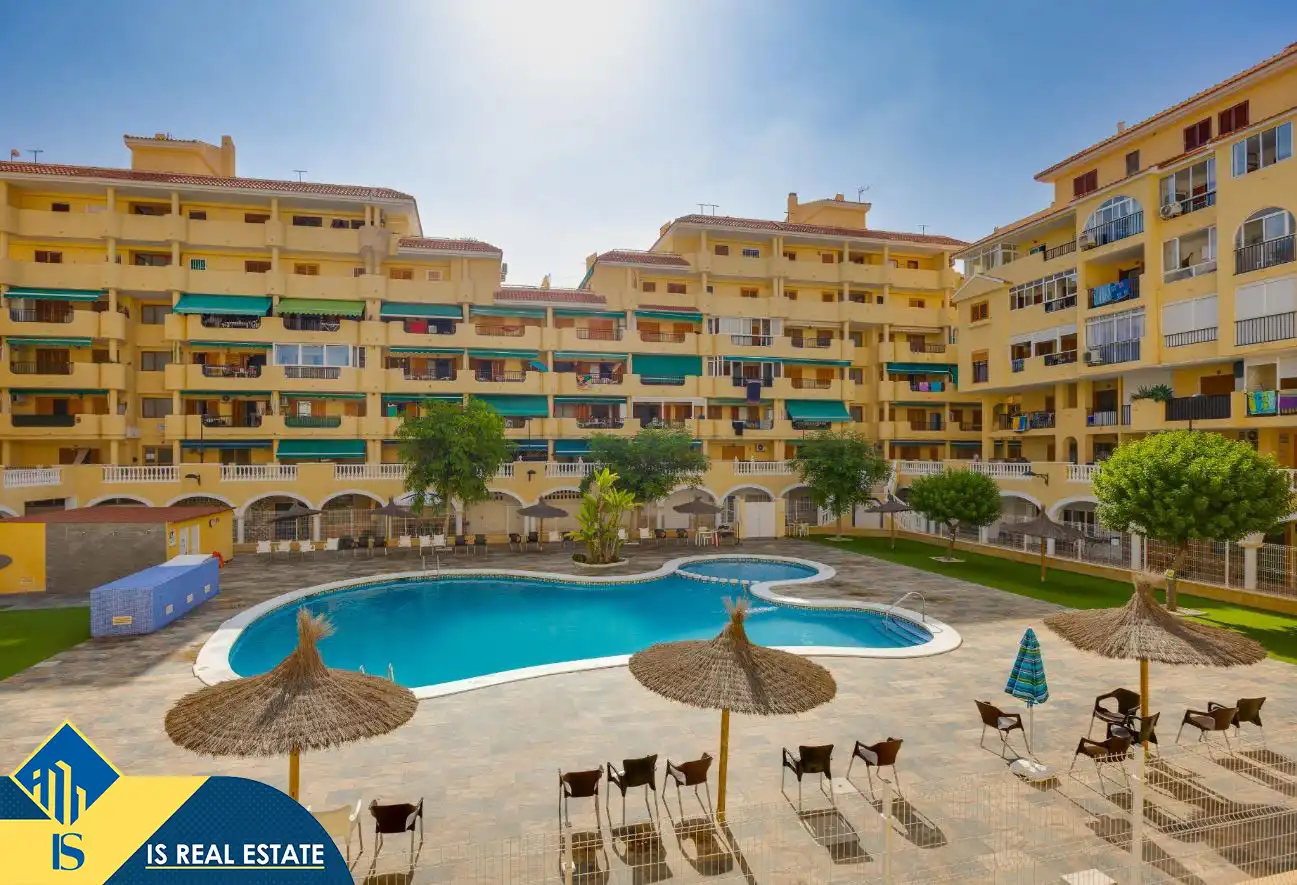 Exterior view of Apartments for sale in Torrevieja  with Heating, Terrace and Furnished